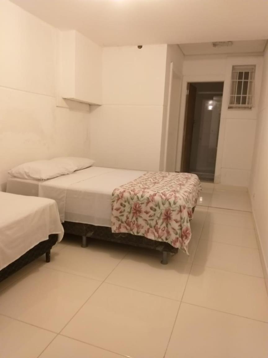 Cariboni Hotel Гуаружа Екстериор снимка